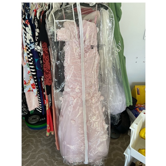 Size 2 Mermaid Prom Dress Light Pink - Picture 7 of 9